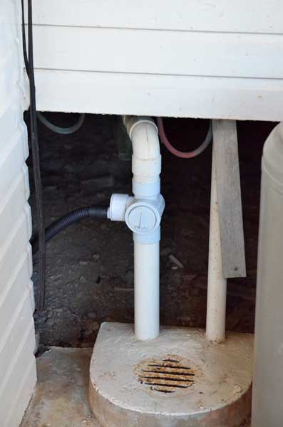 Simple Greywater Diverter for your garden - Self Sufficient Culture